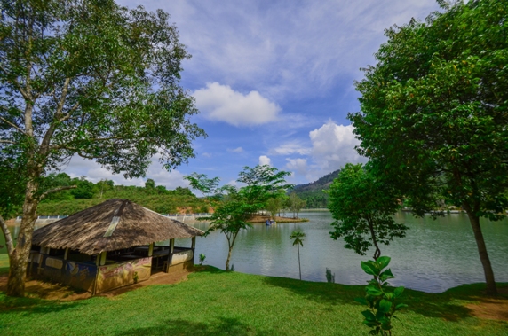 Danau Picung Lebong